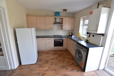 3 bedroom terraced house to rent, Castleton Road, Great Barr, Birmingham, B42