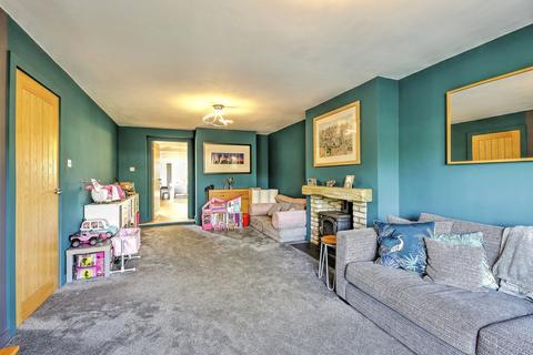 4 bedroom detached house for sale, Main Road, Hackleton, Northampton, NN7