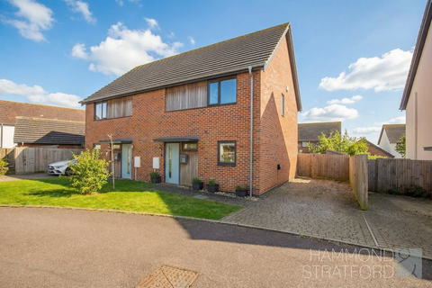 3 bedroom semi-detached house for sale, Granary Way, Hingham