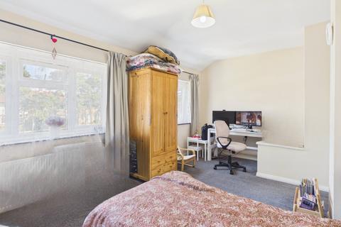undefined, Wentworth Avenue, Slough, Berkshire, SL2
