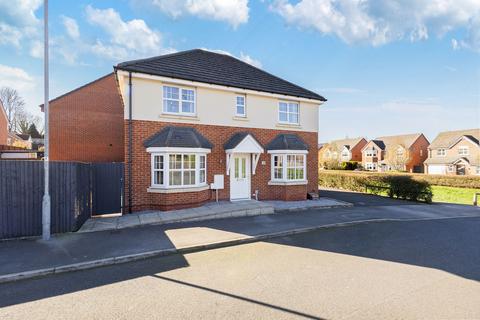 4 bedroom detached house for sale, Netherwood Avenue, Castleford WF10