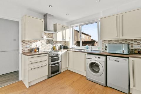3 bedroom semi-detached house for sale, Bellsmyre Avenue, Dumbarton, West Dunbartonshire, G82
