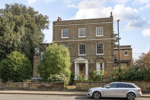 3 bedroom apartment for sale, Forty Hill, Enfield