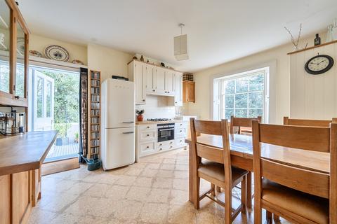 3 bedroom apartment for sale, Forty Hill, Enfield