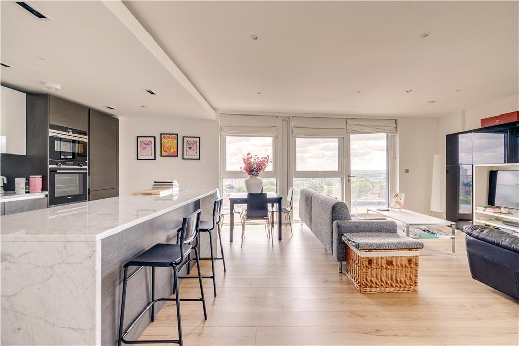 Apartment in London - View 2