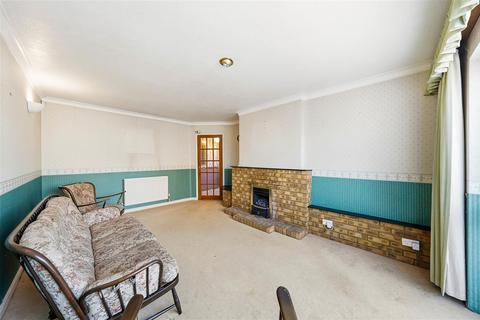 2 bedroom maisonette for sale, Perry Street, Crayford