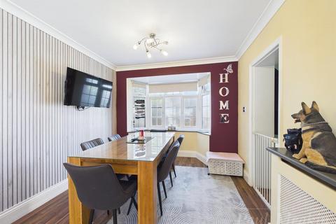4 bedroom semi-detached house for sale, Queenhill Road, South Croydon