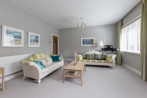 undefined, Flat 1, 62 Larkfield Gardens, Trinity, Edinburgh, EH5 3QB