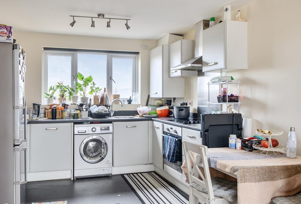 Kitchen/Dining Area