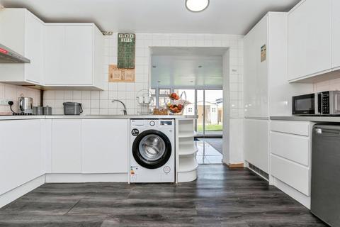 3 bedroom semi-detached house for sale, Long Lane, Grays