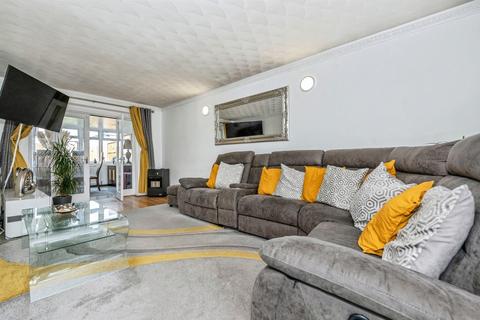 3 bedroom semi-detached house for sale, Long Lane, Grays