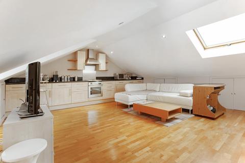 undefined, Raleigh Road, Richmond, TW9