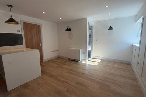 undefined, The Luxe Loft 15 The Homend, Ledbury, Herefordshire, HR8 1BN