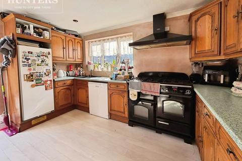 undefined, Ravenshaw Close, Redbrook, Barnsley, S75