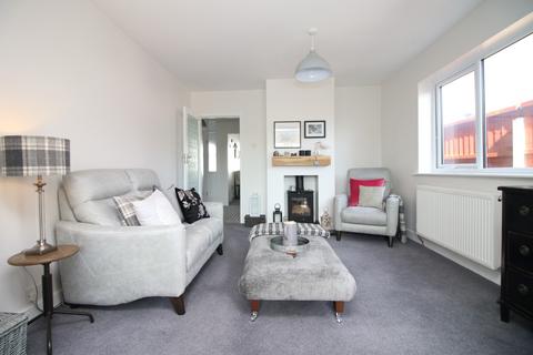 2 bedroom bungalow for sale, North Square,  Thornton-Cleveleys, FY5