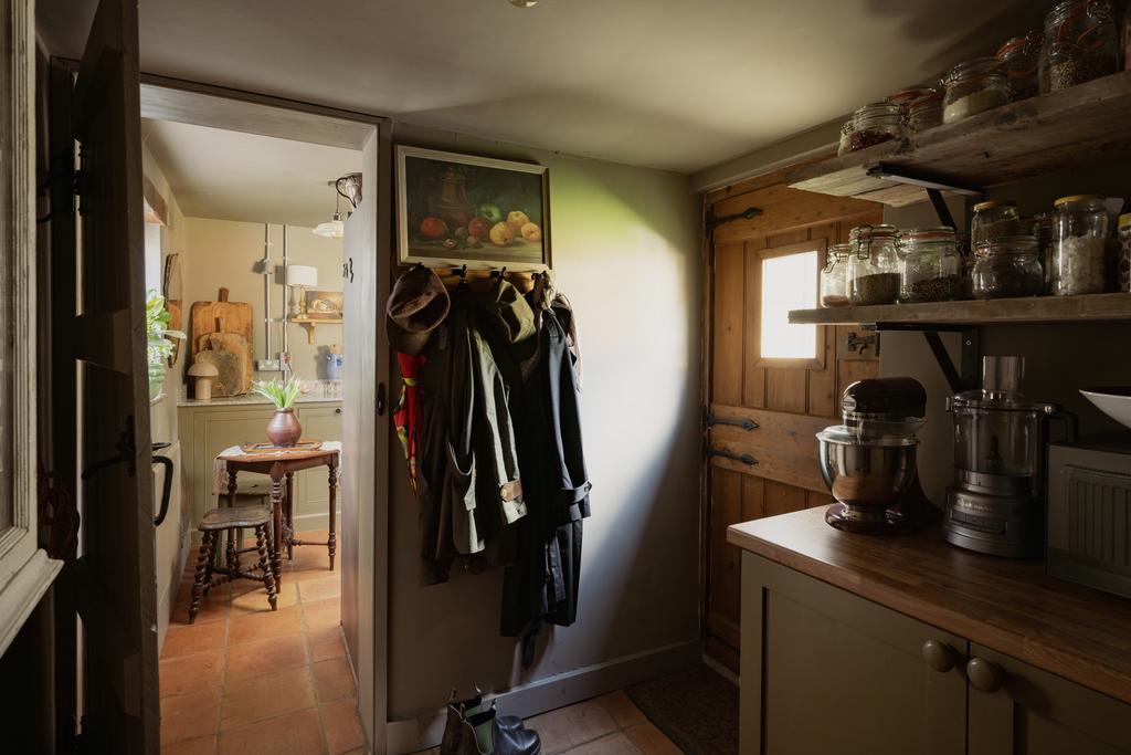 331759 - The Old Bank House, Yoxford-42.jpg