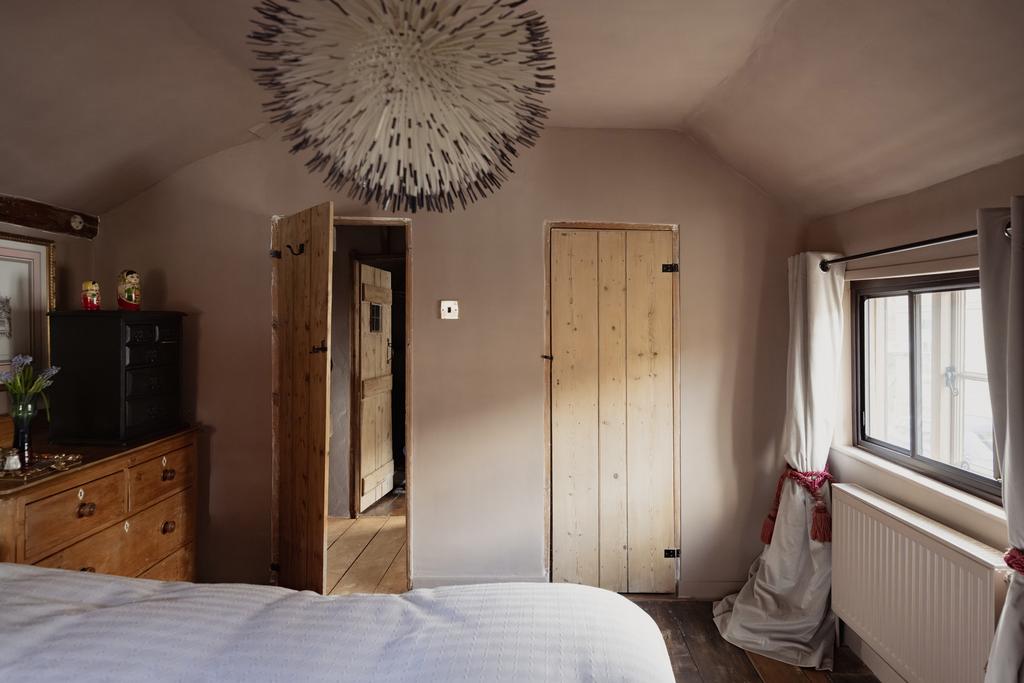 332156 - bedroom33.jpg