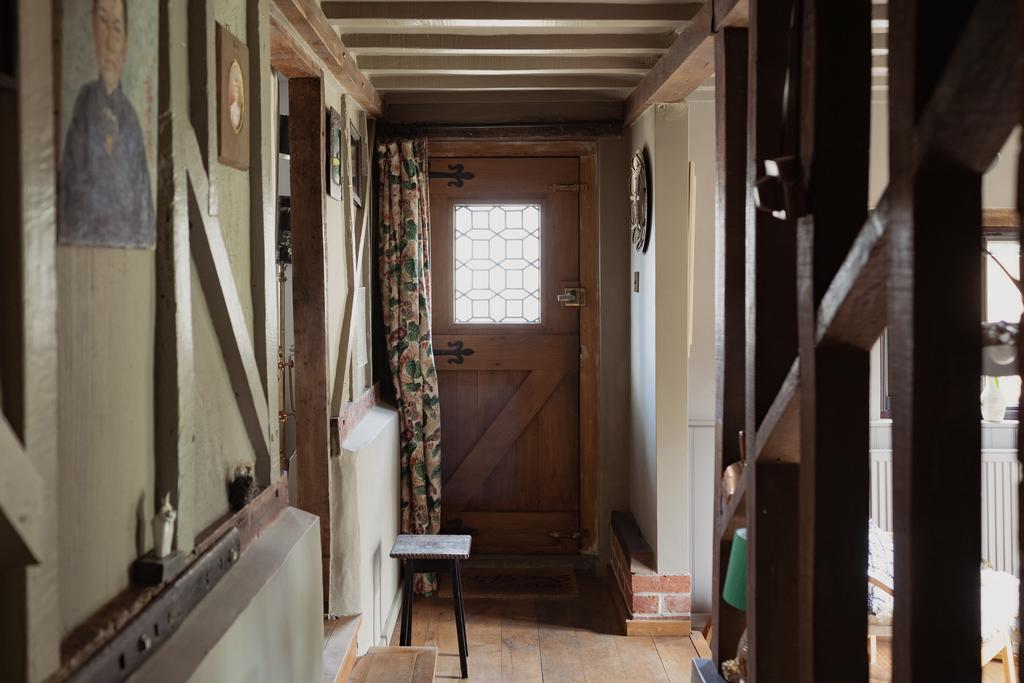 332149 - door1.jpg