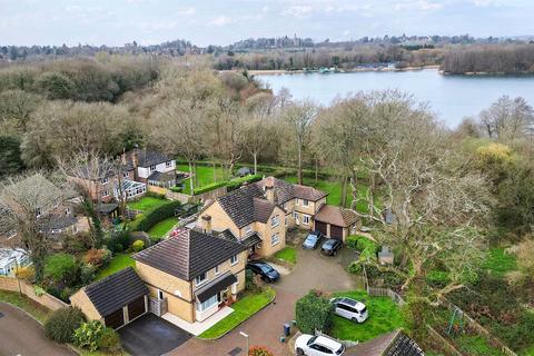 4 bedroom detached house for sale, Minehurst Road, Camberley GU16