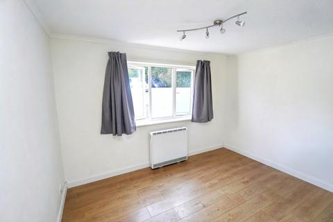 1 bedroom flat for sale, Carrington Road, High Wycombe HP12