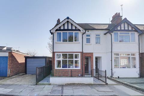 3 bedroom end of terrace house for sale, St. Julians Road, St. Albans, Hertfordshire, AL1