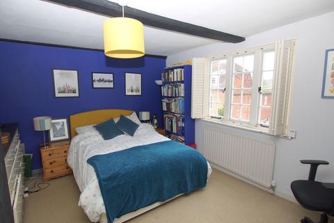 2 bedroom semi-detached house for sale, High Street, Chipstead, TN13