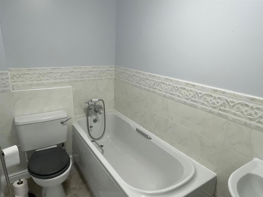 Photo 1.jpg