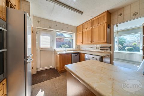3 bedroom bungalow for sale, Burnt Hill Way, Wrecclesham, Farnham, Surrey, GU10