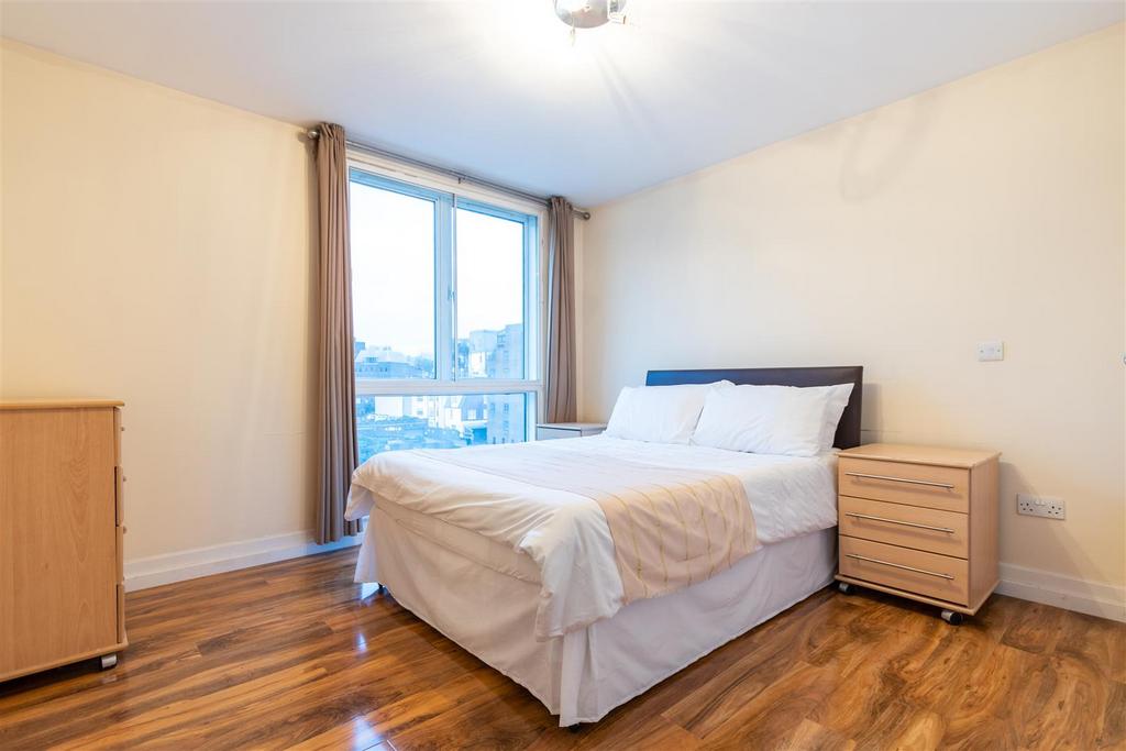 Bedroom 1 (1 of 1).jpg