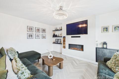 4 bedroom detached house for sale, Airedale Drive, East Yorkshire YO16