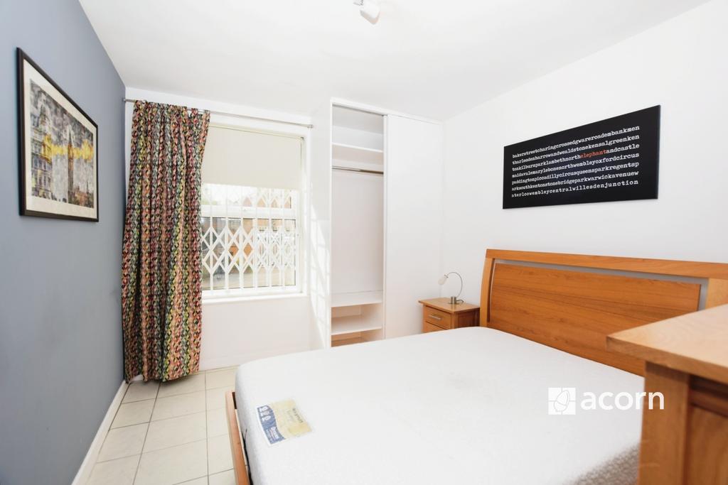 Bedroom (2)