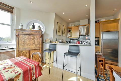 2 bedroom flat to rent, Putney Hill, Putney, London, SW15