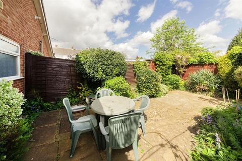 2 bedroom semi-detached bungalow for sale, Portway, Didcot, OX11