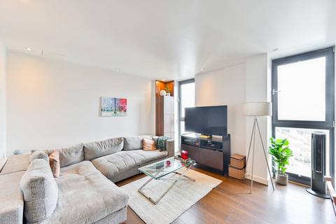 1 bedroom flat for sale, Lumiere Apartments, Clapham Junction, London, SW11