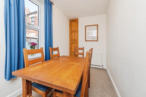 4 bedroom end of terrace house for sale, Broadowler Lane, West Yorkshire WF5