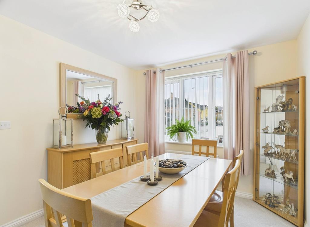 Ewemove south molton   19 sycamore drive