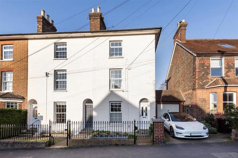 4 bedroom end of terrace house for sale, Pembury Road, Tonbridge