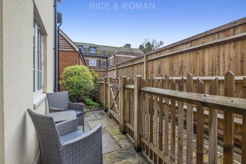 2 bedroom retirement property for sale, Portsmouth Road, Cobham KT11