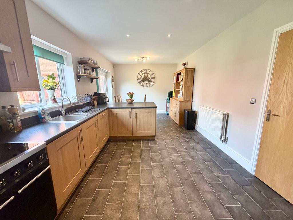 Kitchen diner