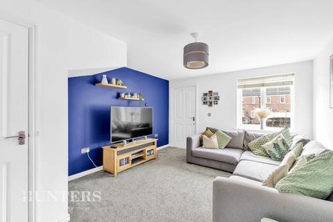 3 bedroom townhouse for sale, Wayfarers Way, Wardle, OL12 9EQ