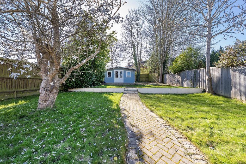 21 Salisbury Rd, TN10 4 PJ 016.jpg