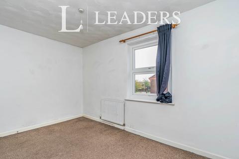 2 bedroom terraced house to rent, San Diego Road, Gosport, PO12