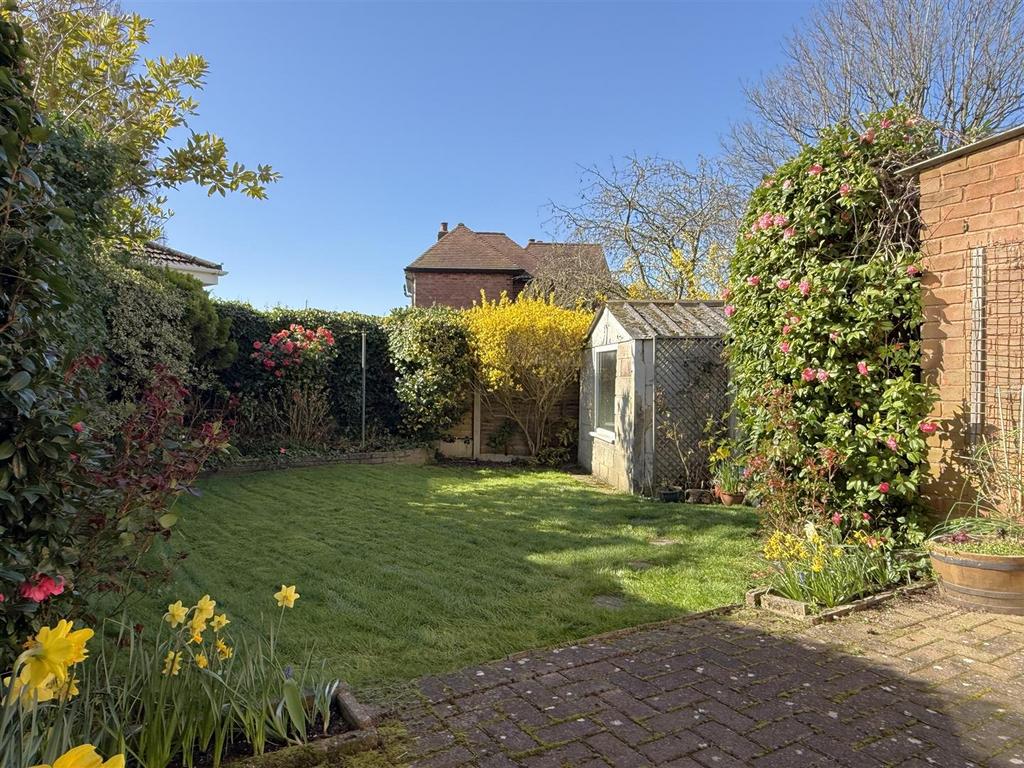 Garden2.JPG