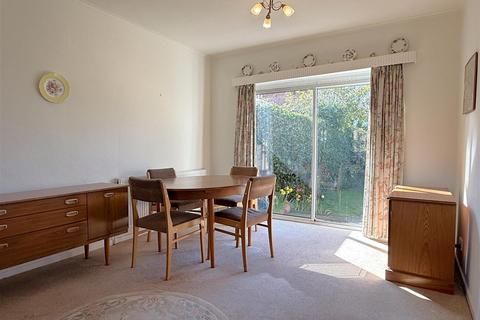 3 bedroom semi-detached house for sale, Kingsway Road, Fallings Park