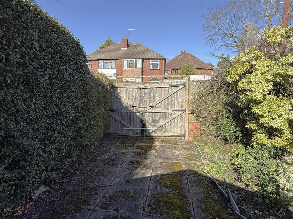Driveway.JPG