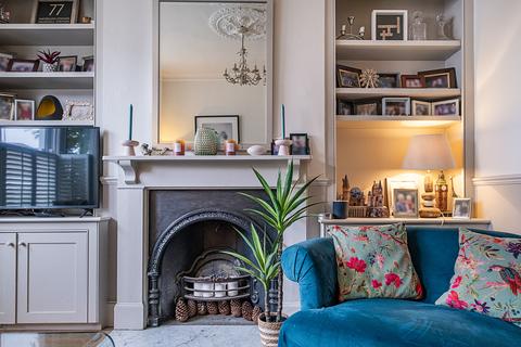 undefined, Earlsfield Road, London, SW18