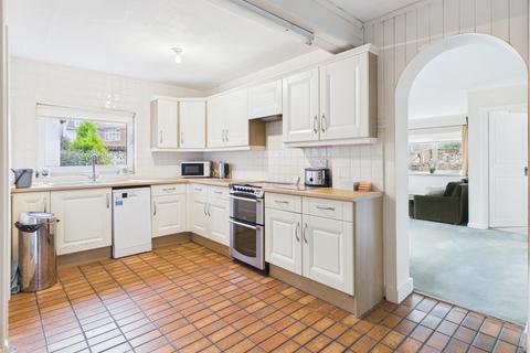 3 bedroom bungalow for sale, Oxford Road, Gerrards Cross, Buckinghamshire, SL9