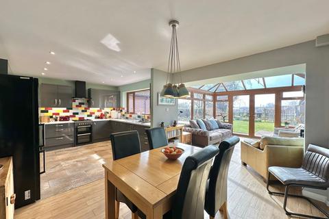 3 bedroom bungalow for sale, Preston-on-Wye, Hereford, HR2