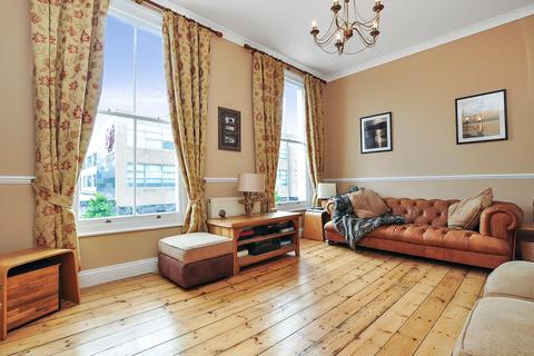 Packington Street, Islington, London, N1