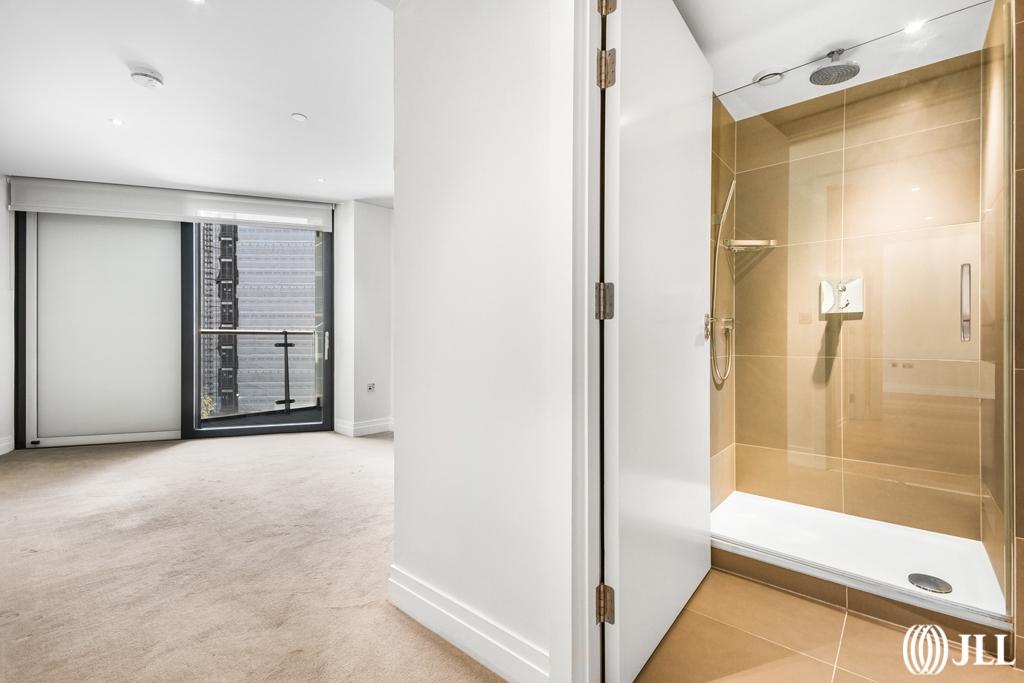 Bedroom-Bathroom